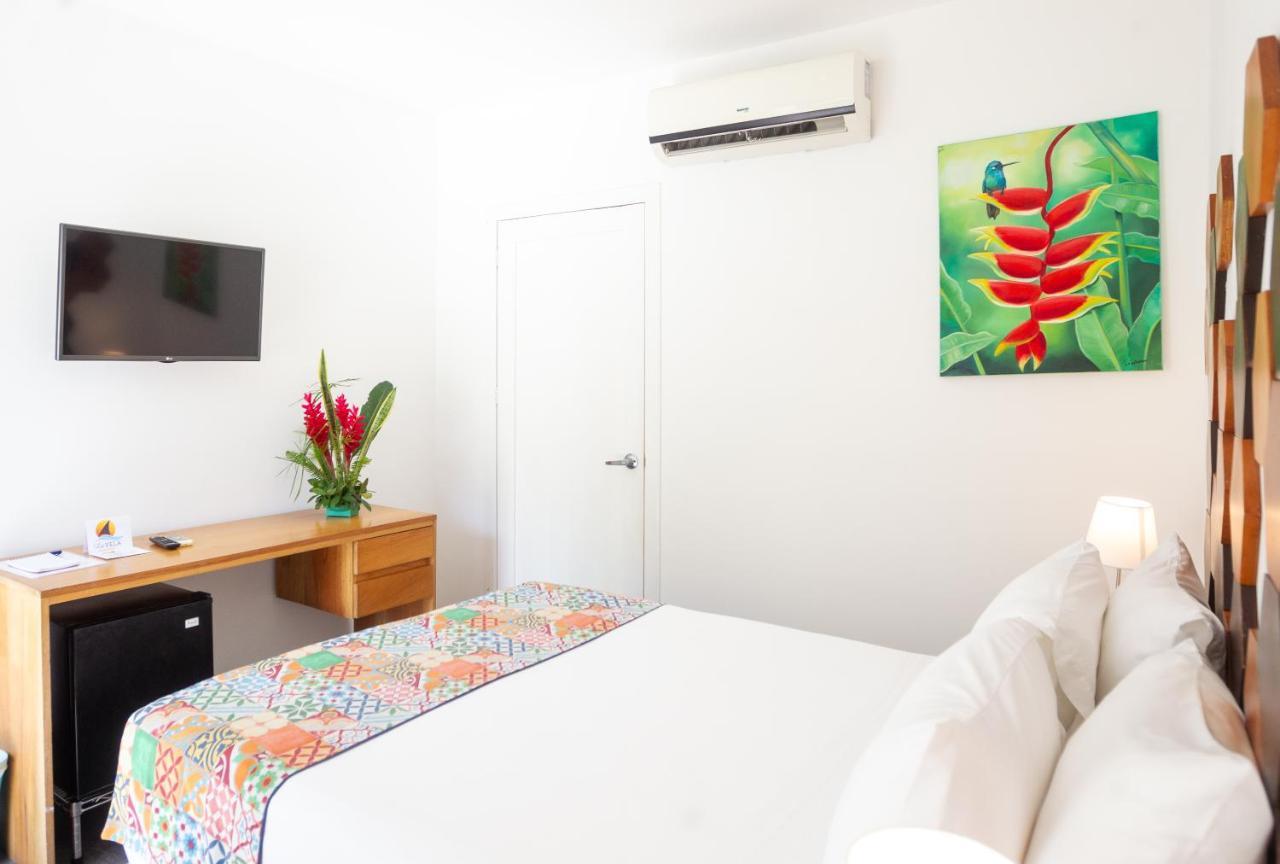 La Vela Boutique Hotel (Adults Only) Мануэль-Антонио Экстерьер фото